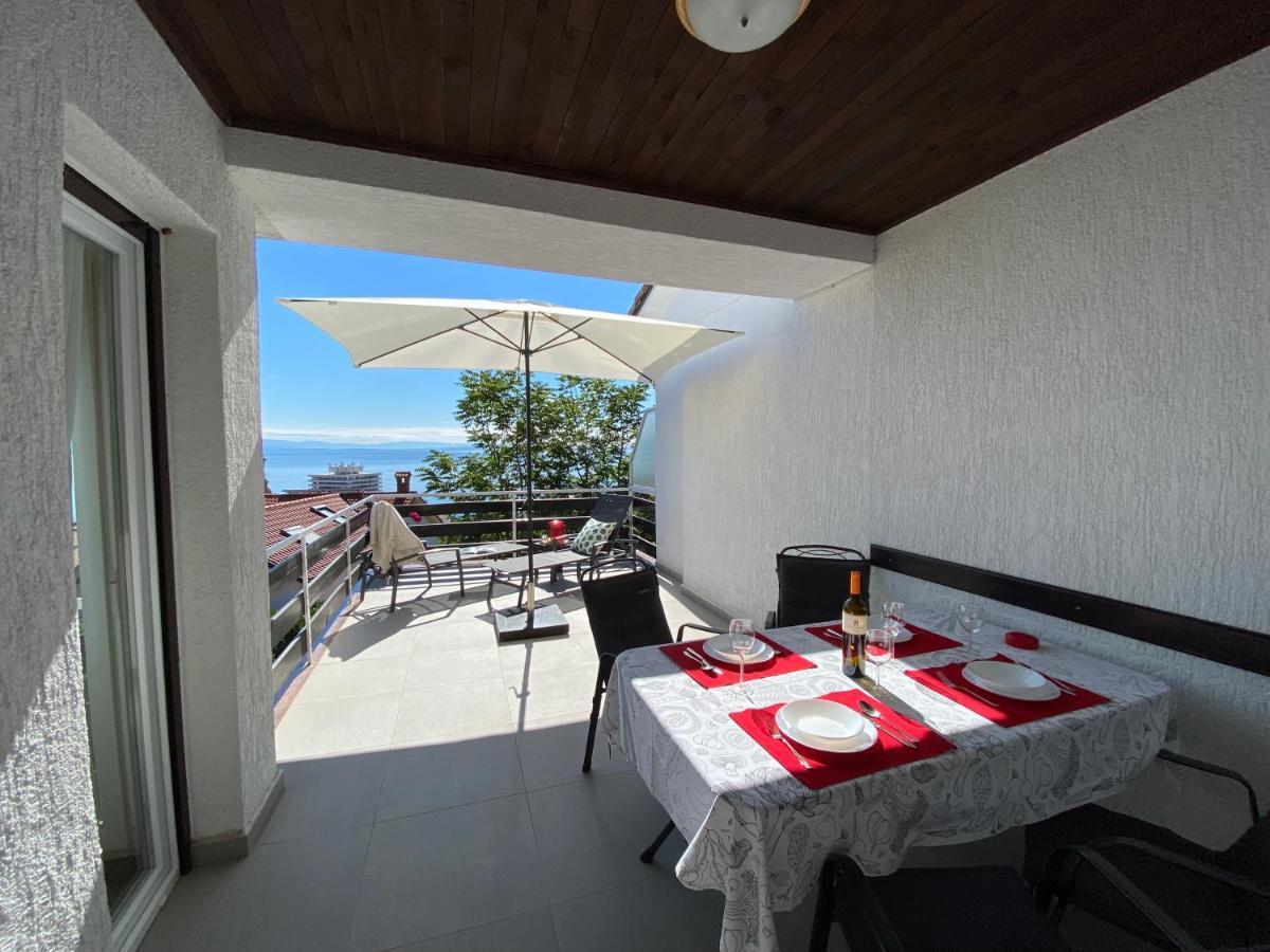 Gaja Apartment Опатия Екстериор снимка